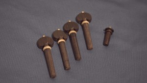 Cuie Vioara Palisandru Model Heart Crem