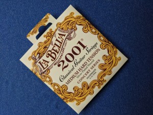 LA BELLA Corzi Chitara Clasica Serie 2001 concert medium hard tension